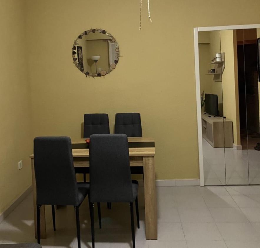 Apto Lore Playa Con Aire Acondicionado 圣波拉 外观 照片